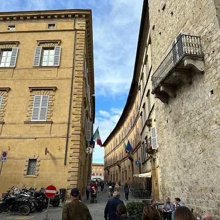 Domus An- Two Bedrooms -antique And Historical Apartament *
